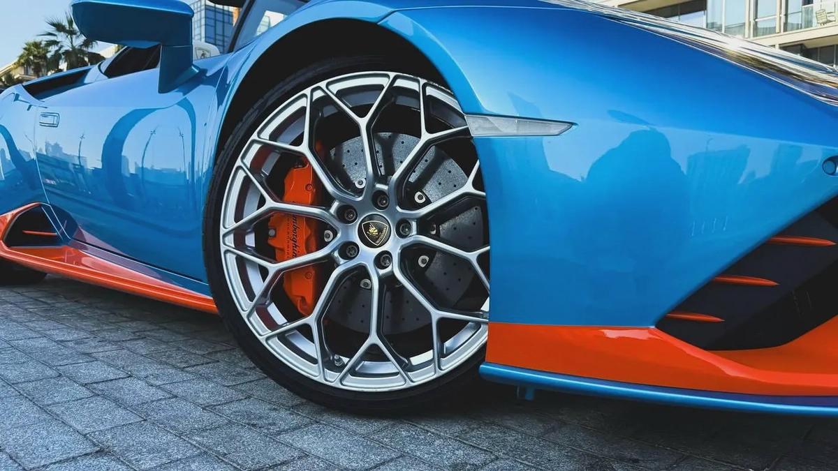 Lamborghini Huracan Evo spider Soft Roof-2-2