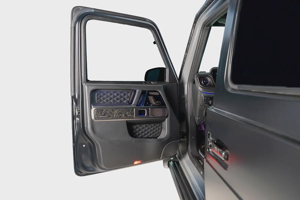 ONE OF ONE MERCEDES BENZ G63 P900 MANSORY WIDEBODY 50TH UAE ANNIVERSARY-12-12