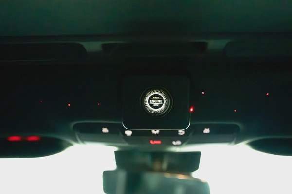 ONE OF ONE MERCEDES BENZ G63 P900 MANSORY WIDEBODY 50TH UAE ANNIVERSARY