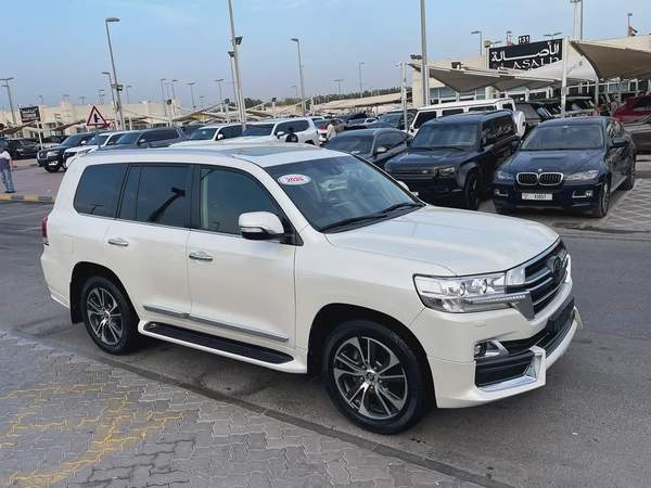 Toyota Land Cruiser VXR 2020 GCC Specs