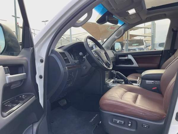 Toyota Land Cruiser VXR 2020 GCC Specs