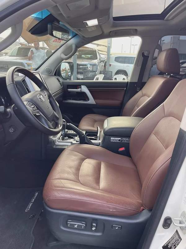 Toyota Land Cruiser VXR 2020 GCC Specs