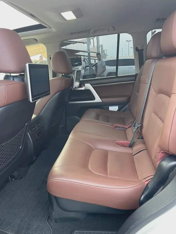 Toyota Land Cruiser VXR 2020 GCC Specs