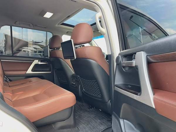 Toyota Land Cruiser VXR 2020 GCC Specs