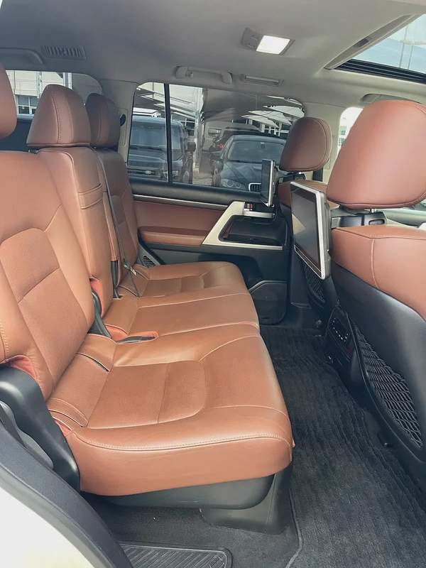 Toyota Land Cruiser VXR 2020 GCC Specs