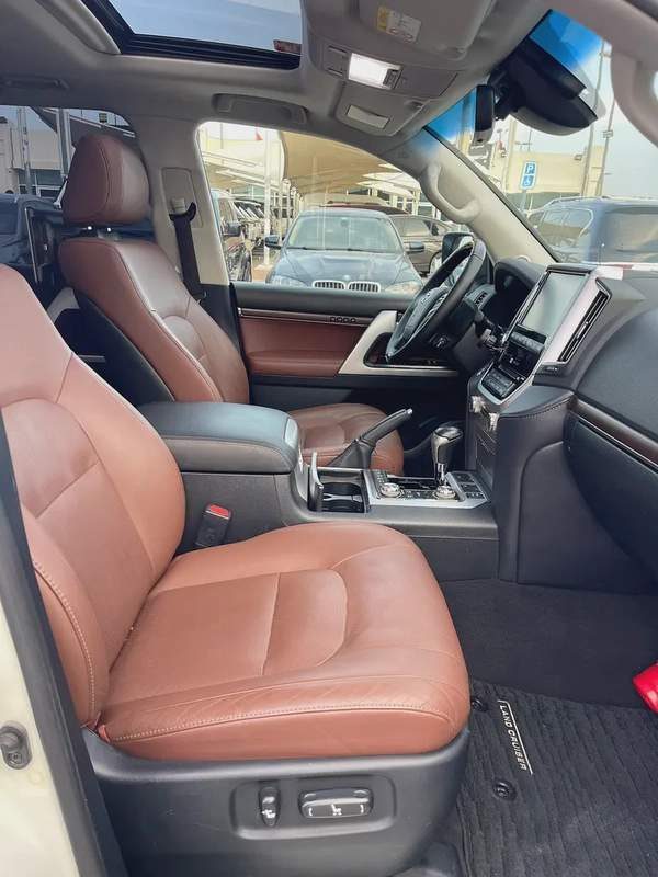Toyota Land Cruiser VXR 2020 GCC Specs