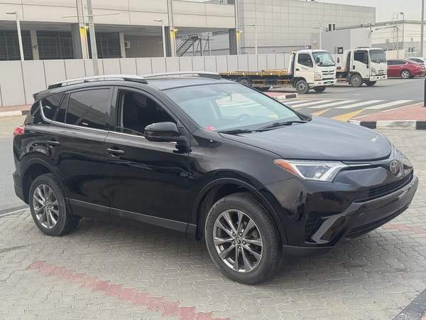 Toyota Rav 4 LE 2018, Canadian Specs - Reliable and Fuel Efficient