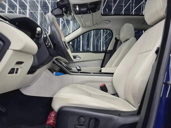 Land Rover Range Rover Velar 2021 GCC specs for 169,000.00 AED