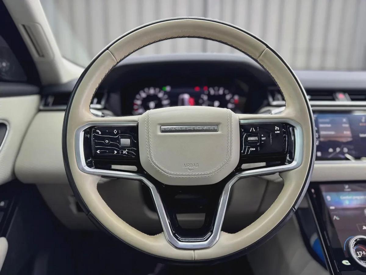 Land Rover Range Rover Velar 2021 GCC specs for 169,000.00 AED-11-11