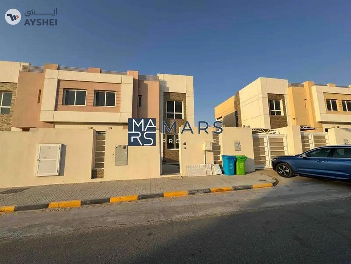 | Luxerious 4 Bedroom Villa | Big Garden | Prime Location |-0-landscape