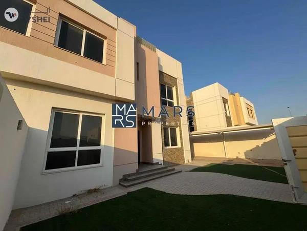 | Luxerious 4 Bedroom Villa | Big Garden | Prime Location |