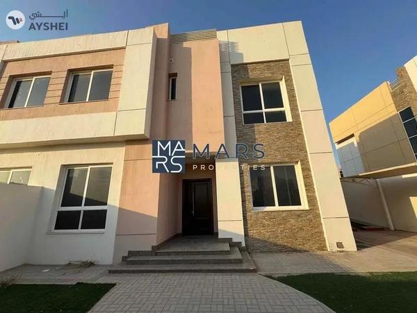 | Luxerious 4 Bedroom Villa | Big Garden | Prime Location |