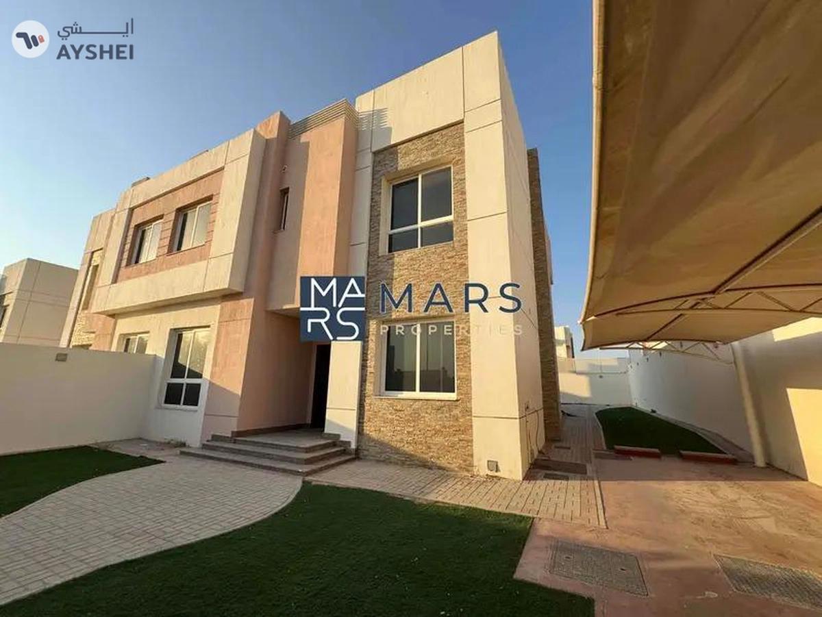 | Luxerious 4 Bedroom Villa | Big Garden | Prime Location |-0-landscape
