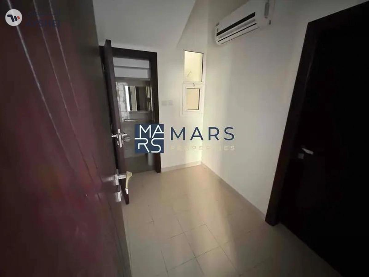 | Luxerious 4 Bedroom Villa | Big Garden | Prime Location |-5-5