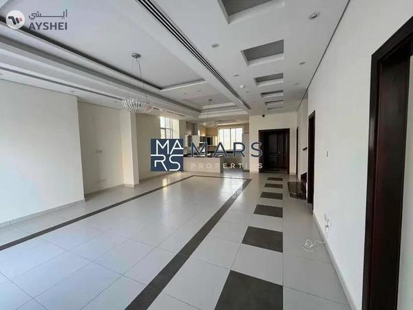 | Luxerious 4 Bedroom Villa | Big Garden | Prime Location |