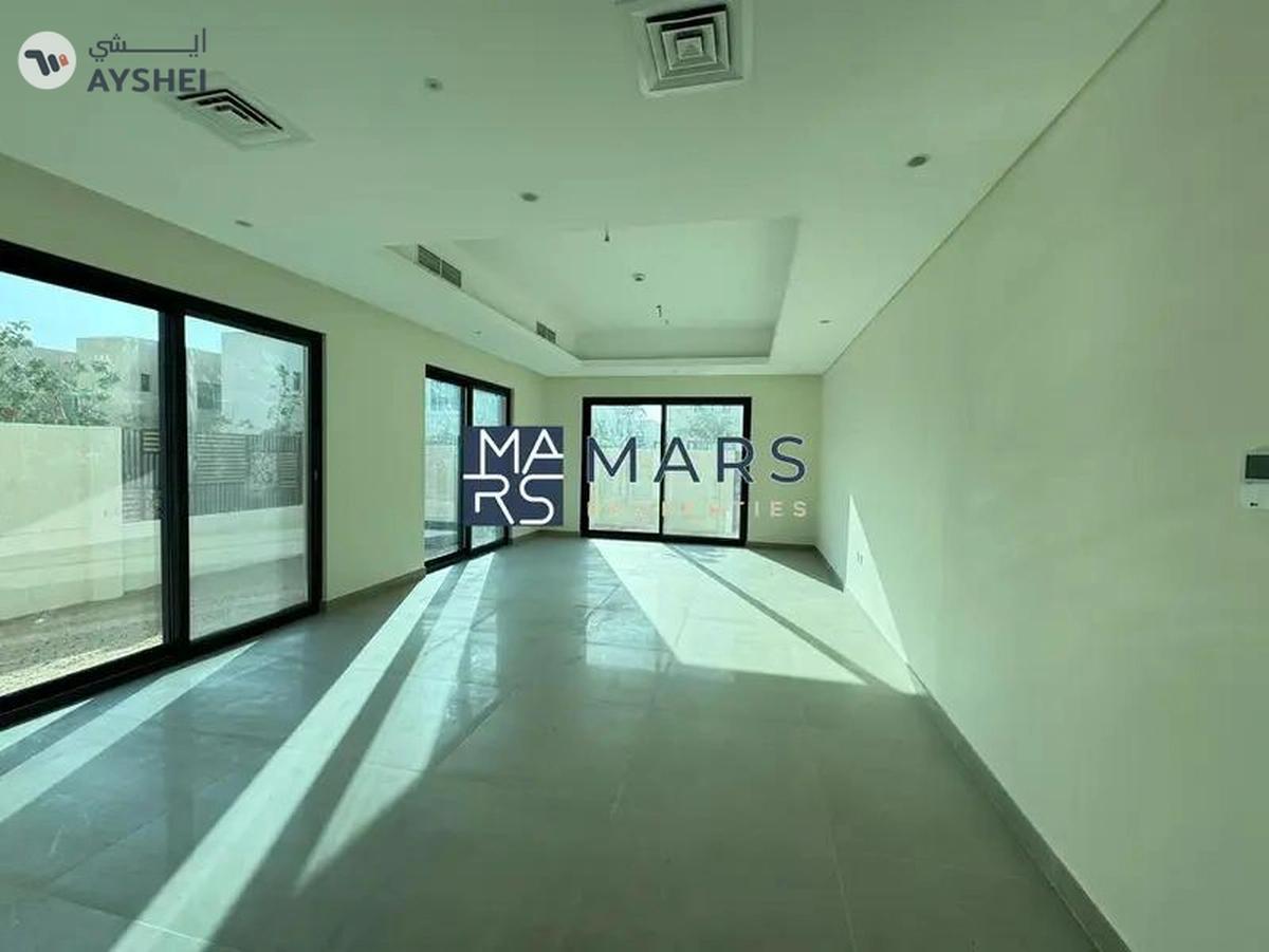 Charming Property– Perfect for Family Living!-4-4