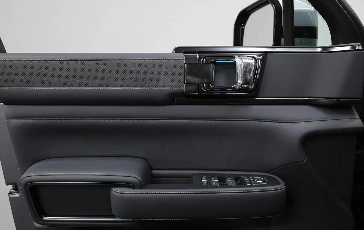 BYD Leopard 5 | Brand New | Under Agancy Warranty 5 Years | AED 2,450 monthly-16-16
