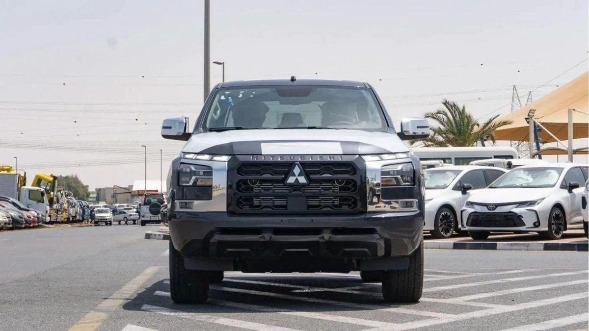 Mitsubishi L200 Mitsubishi L200 SPORTERO 2.4L Diesel Full Option 2024 0KM-5-5