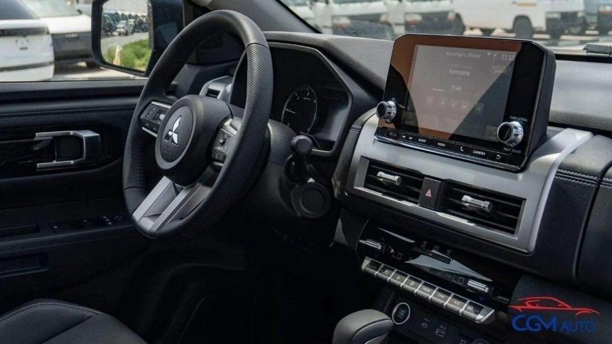 Mitsubishi L200 Mitsubishi L200 SPORTERO 2.4L Diesel Full Option 2024 0KM-8-8