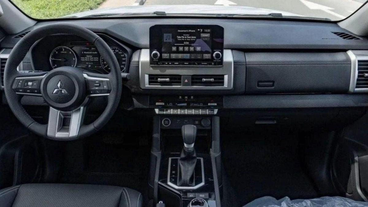 Mitsubishi L200 Mitsubishi L200 SPORTERO 2.4L Diesel Full Option 2024 0KM-9-9