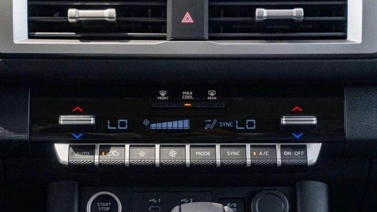 Mitsubishi L200 Mitsubishi L200 SPORTERO 2.4L Diesel Full Option 2024 0KM-15-15