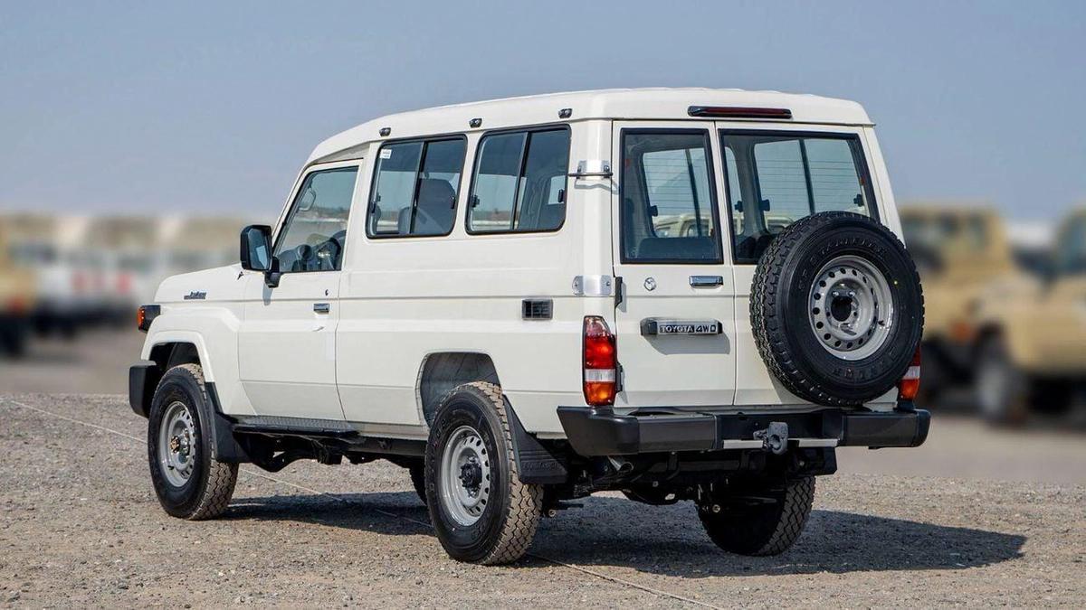 Toyota Land Cruiser 70 LC 78-7-7