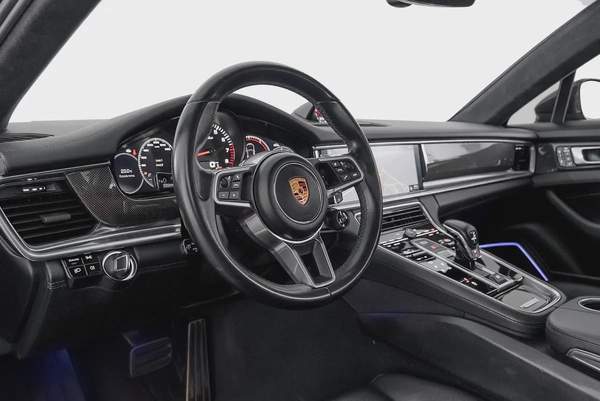 7,022 AED / 48 month’s | 0% DP | 2018 Porsche Panamera Sport Turismo Turbo / Porsche Warranty