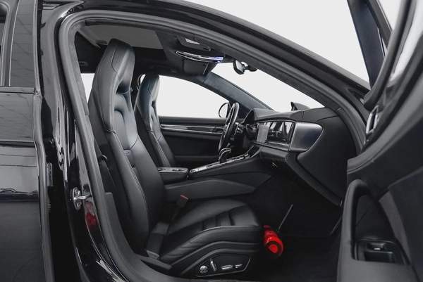 7,022 AED / 48 month’s | 0% DP | 2018 Porsche Panamera Sport Turismo Turbo / Porsche Warranty