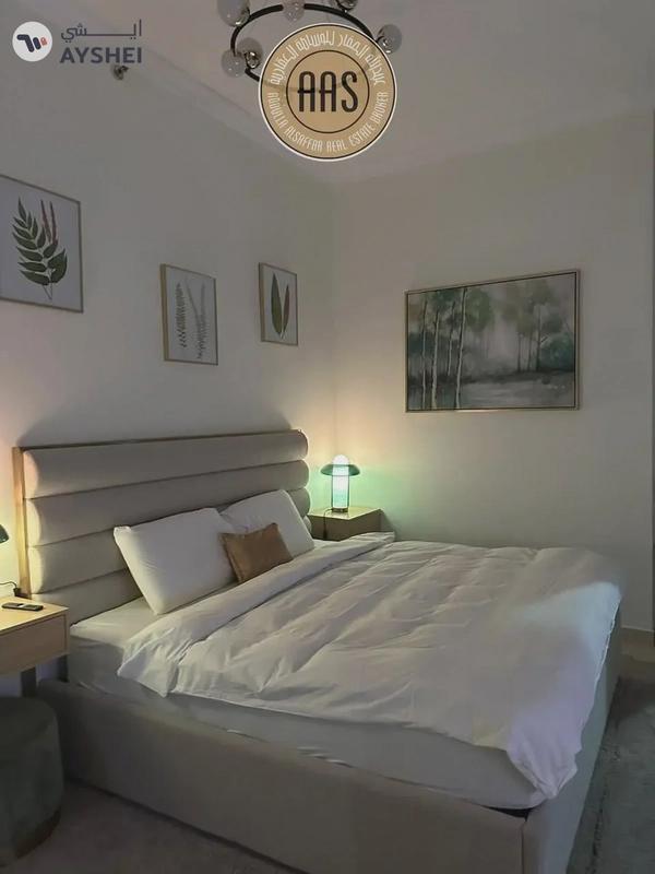 Luxurious Huge// 2bhk Flat //Fully Furnished//Ready To Move