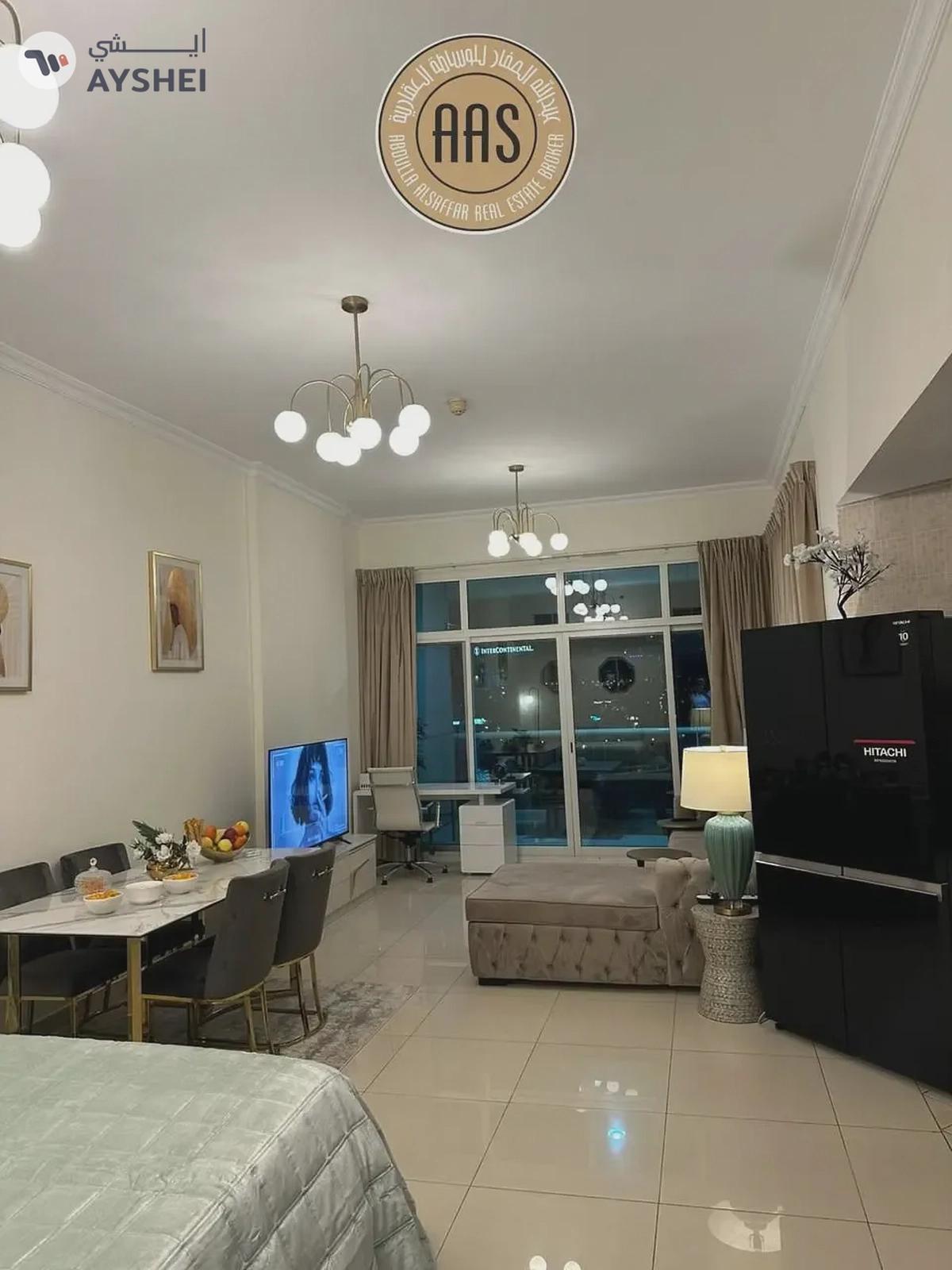 Luxurious Huge// 2bhk Flat //Fully Furnished//Ready To Move-17-17