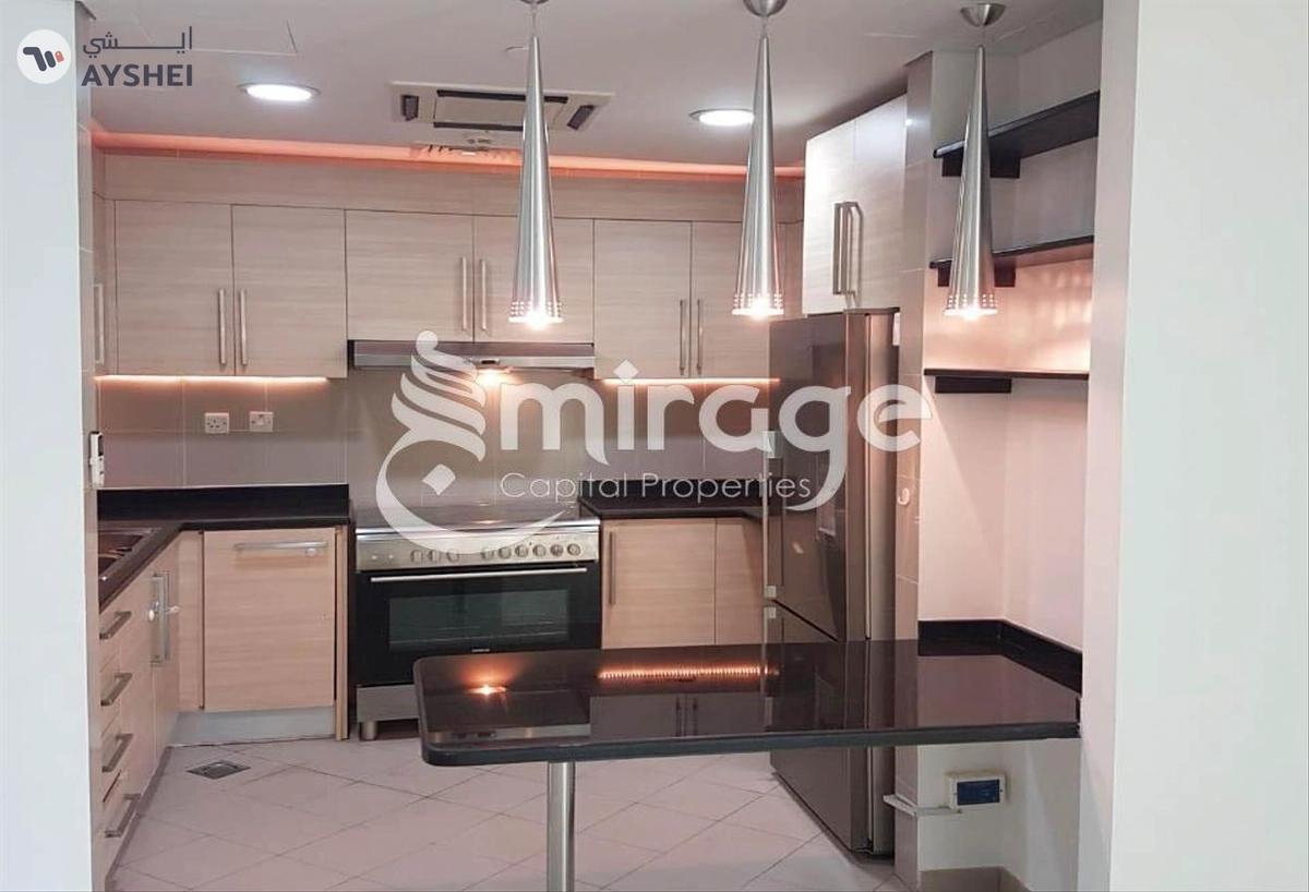 APARTMENT FOR SALE IN RAK TOWER, MARINA SQUARE-0-landscape