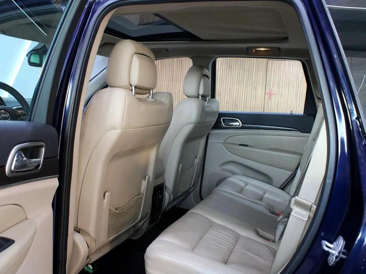 2014 - Jeep Grand Cherokee Limited V6 GCC Specs-15-15