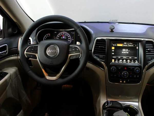 2014 - Jeep Grand Cherokee Limited V6 GCC Specs