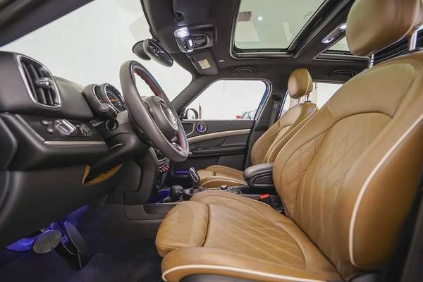 AED 1081 PM | MINI COOPER COUNTRYMAN JCW ALL4s 2020 | WELL MAINTAINED | 1 YEAR WARRANTY | GCC