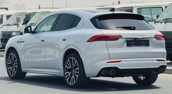 MASERATI GRECALE GT - 2023 - 2.0L ONLY 28000KM - SUPER CLEAN TITLE FRESH JAPAN IMPORT