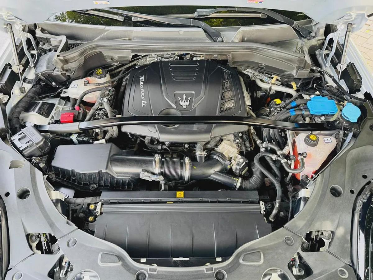 MASERATI GRECALE GT - 2023 - 2.0L ONLY 28000KM - SUPER CLEAN TITLE FRESH JAPAN IMPORT-8-8