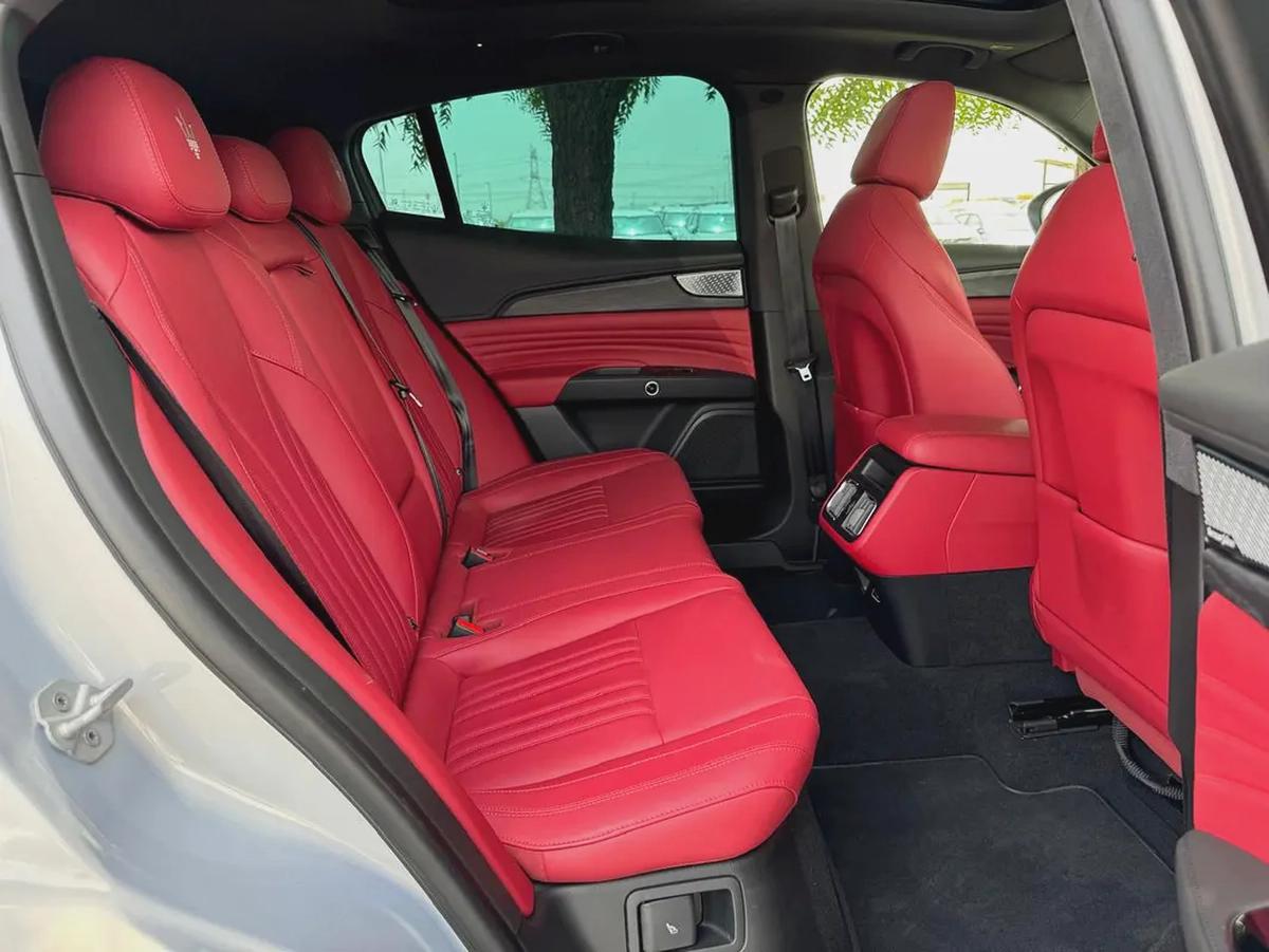 MASERATI GRECALE GT - 2023 - 2.0L ONLY 28000KM - SUPER CLEAN TITLE FRESH JAPAN IMPORT-15-15