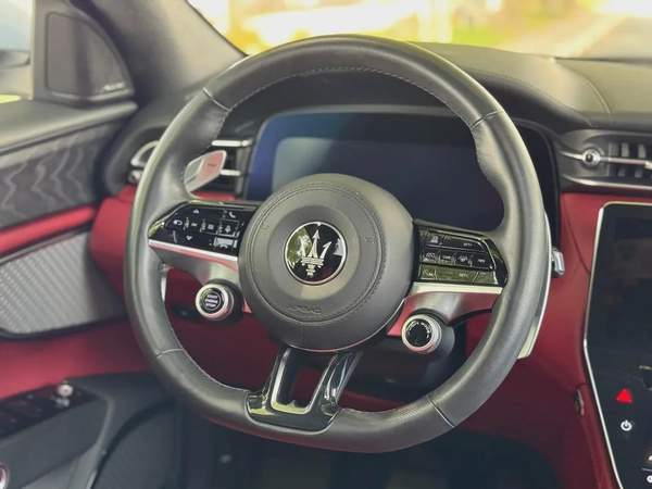 MASERATI GRECALE GT - 2023 - 2.0L ONLY 28000KM - SUPER CLEAN TITLE FRESH JAPAN IMPORT