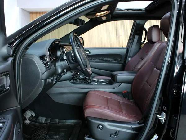 2024 - Dodge Durango R/T HEMI V8 with warranty