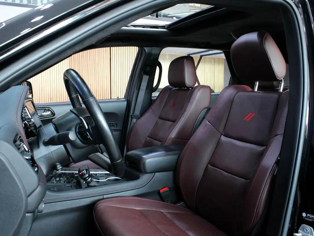 2024 - Dodge Durango R/T HEMI V8 with warranty-14-14