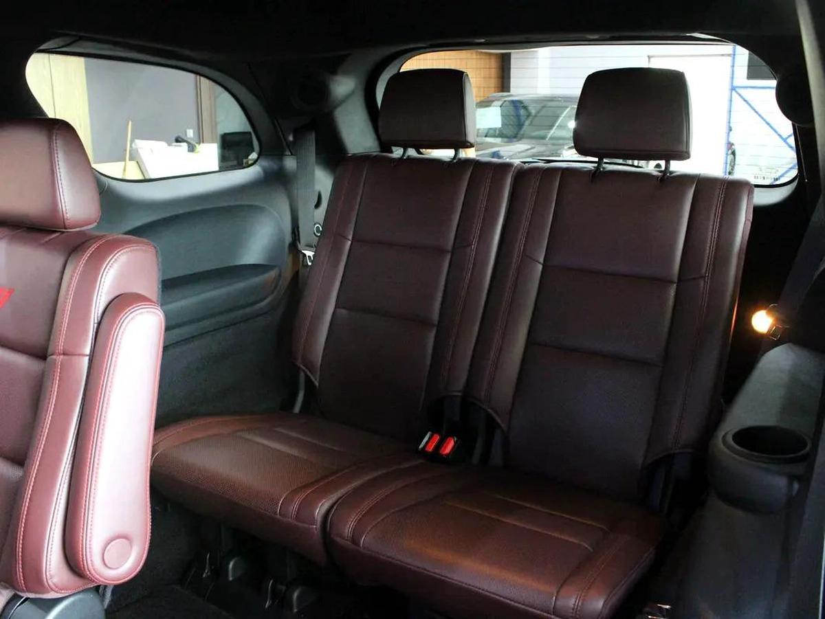 2024 - Dodge Durango R/T HEMI V8 with warranty-12-12