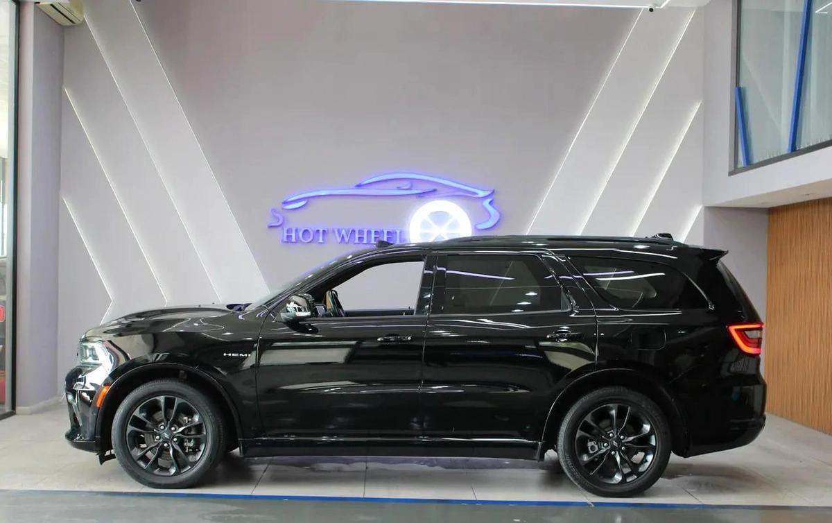 2024 - Dodge Durango R/T HEMI V8 with warranty-4-4