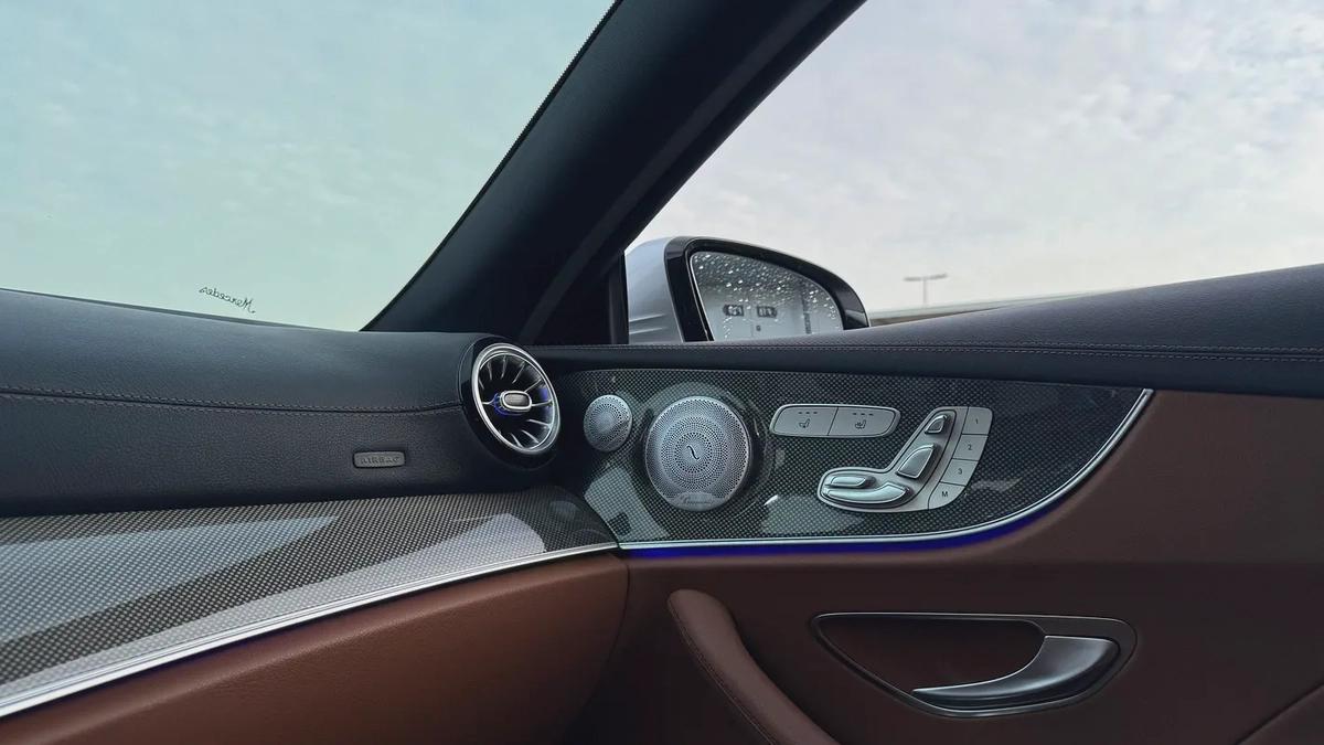 Mercedes E 450 coupe super clean-7-7