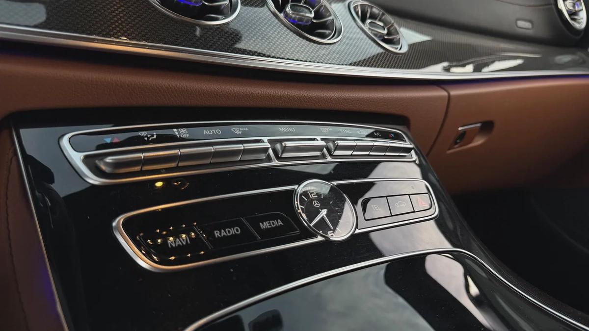 Mercedes E 450 coupe super clean-9-9