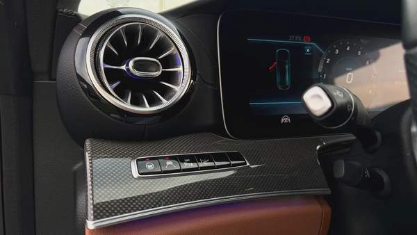 Mercedes E 450 coupe super clean