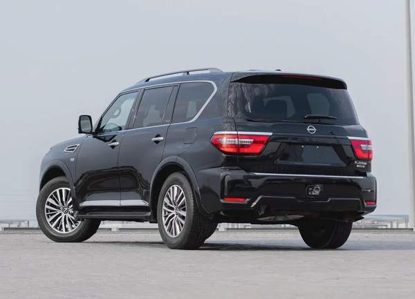 Nissan armada platinum 2021