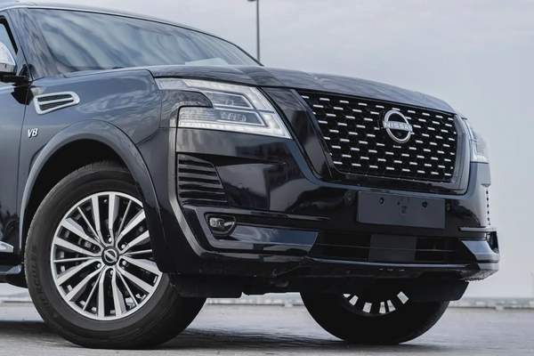 Nissan armada platinum 2021