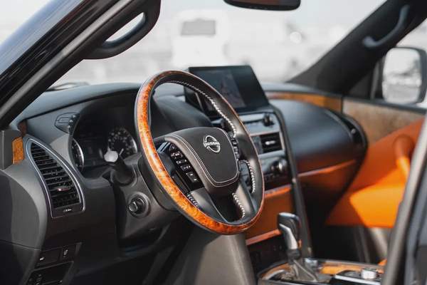 Nissan armada platinum 2021