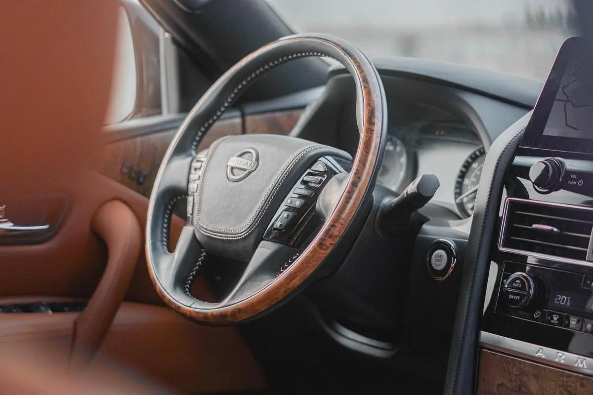 Nissan armada platinum 2021-9-9