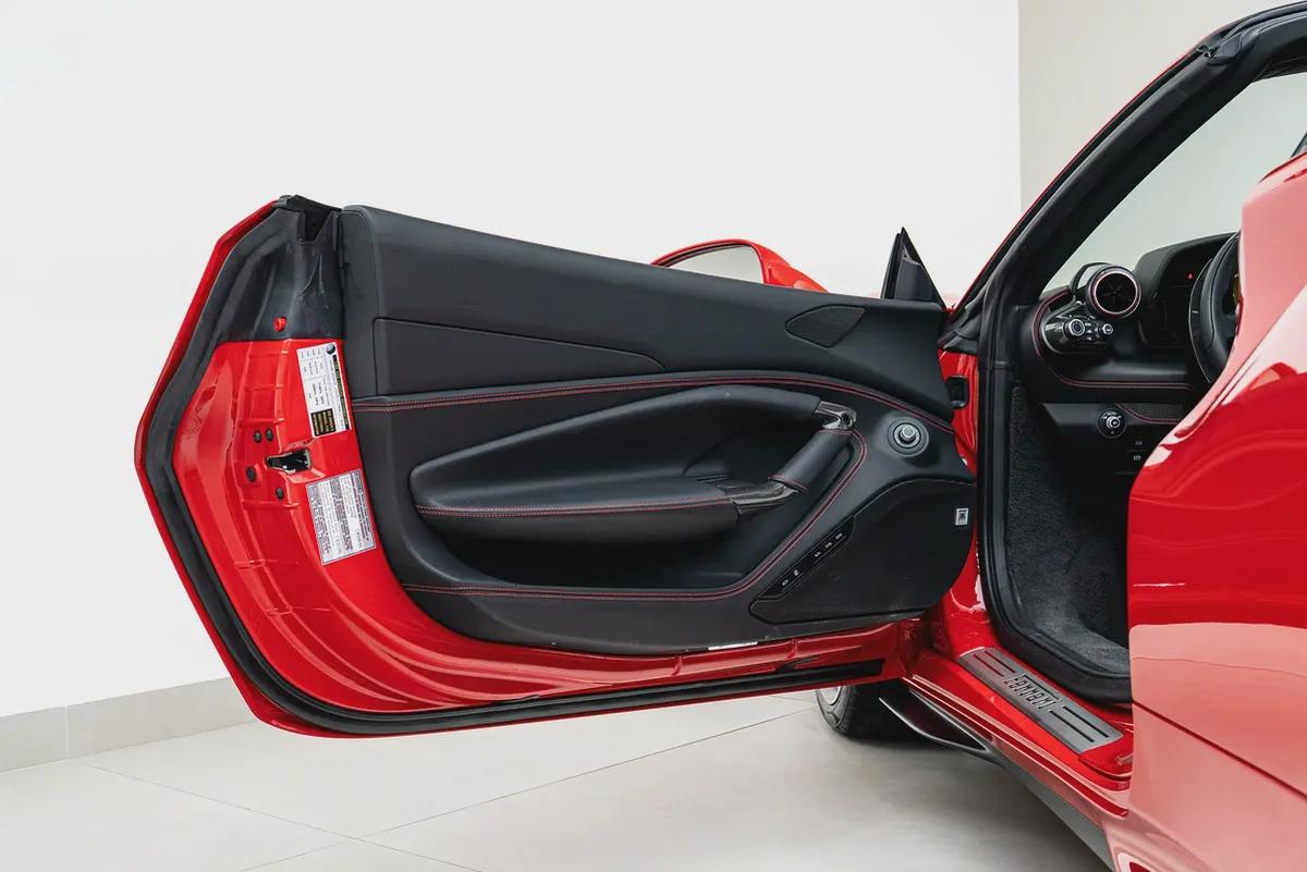 2022 FERRARI F8 SPIDER | MAIN DEALER SERVICE-7-7